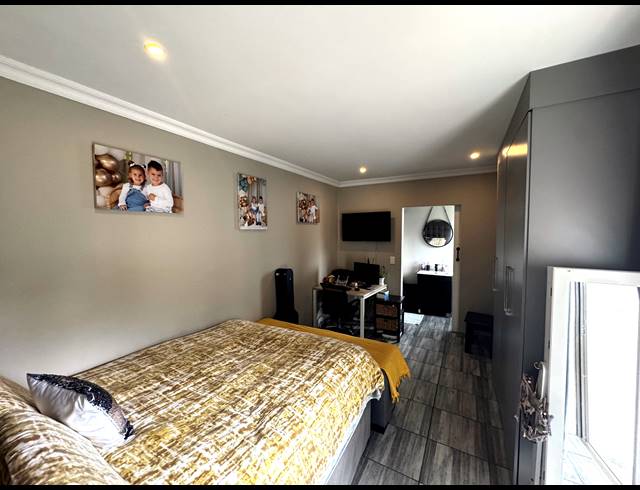4 BEDROOM HOUSE FOR SALE IN BUURENDAL
